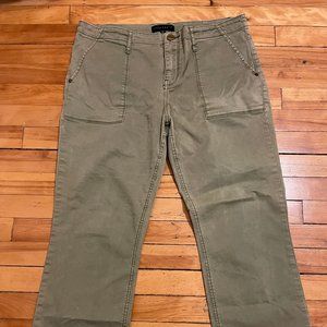 Sanctuary raw hem Anthropologie olive green pants sz 32